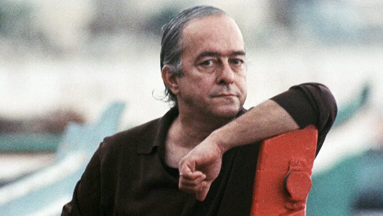 Frases Poéticas de Vinicius de Moraes para Casais Apaixonados
